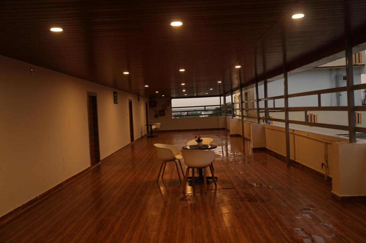 5 Star Grand- Premium Otel Shamshabad Dış mekan fotoğraf