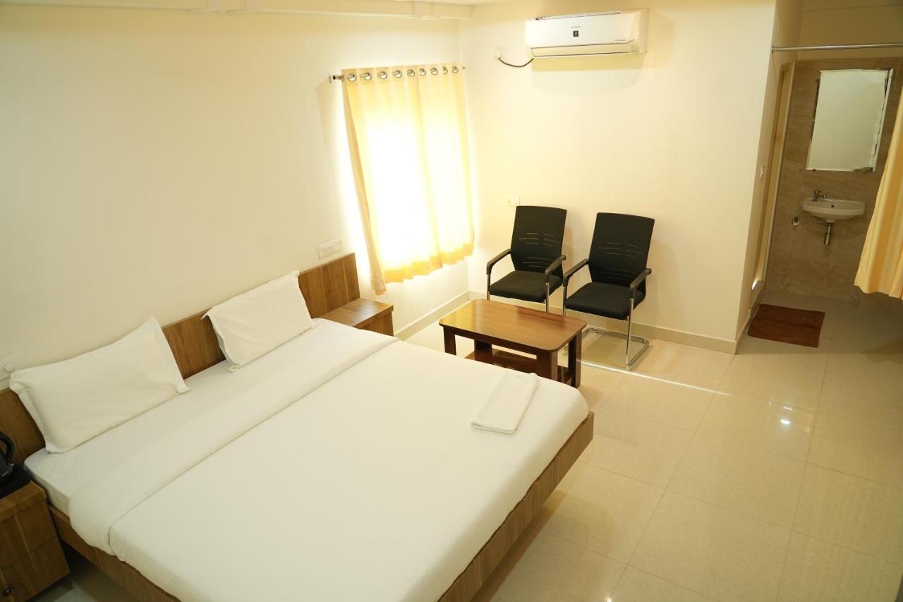 5 Star Grand- Premium Otel Shamshabad Dış mekan fotoğraf