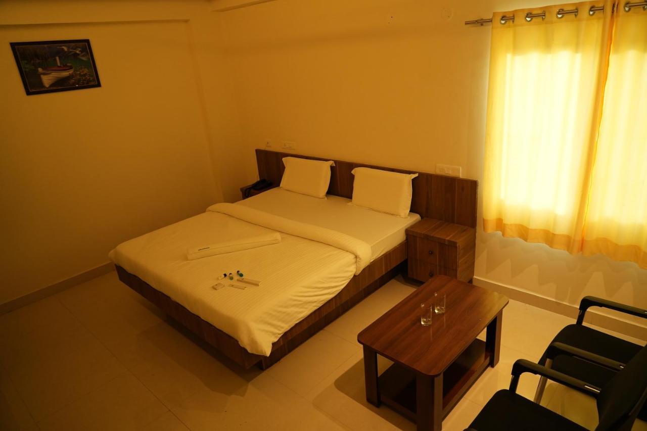 5 Star Grand- Premium Otel Shamshabad Dış mekan fotoğraf