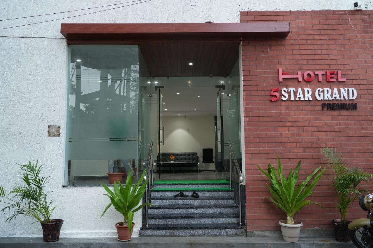 5 Star Grand- Premium Otel Shamshabad Dış mekan fotoğraf